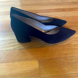 Massimo Dutti Black Suede Block Heels, size 39 (10.5 inches in length)